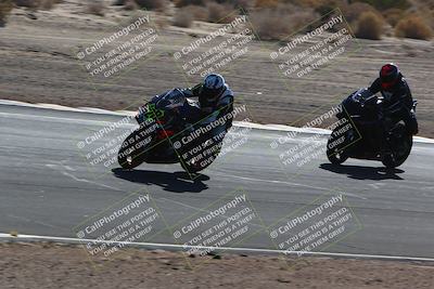 media/Jan-14-2024-SoCal Trackdays (Sun) [[2e55ec21a6]]/Turn 10 Inside (110pm)/